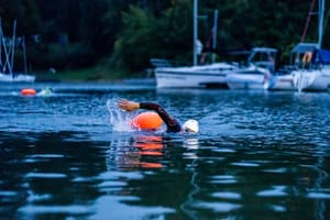 Pomysł na pływackie zakończenie roku! obraz wyróżniający wpis